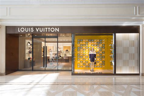 Louis Vuitton stores in India